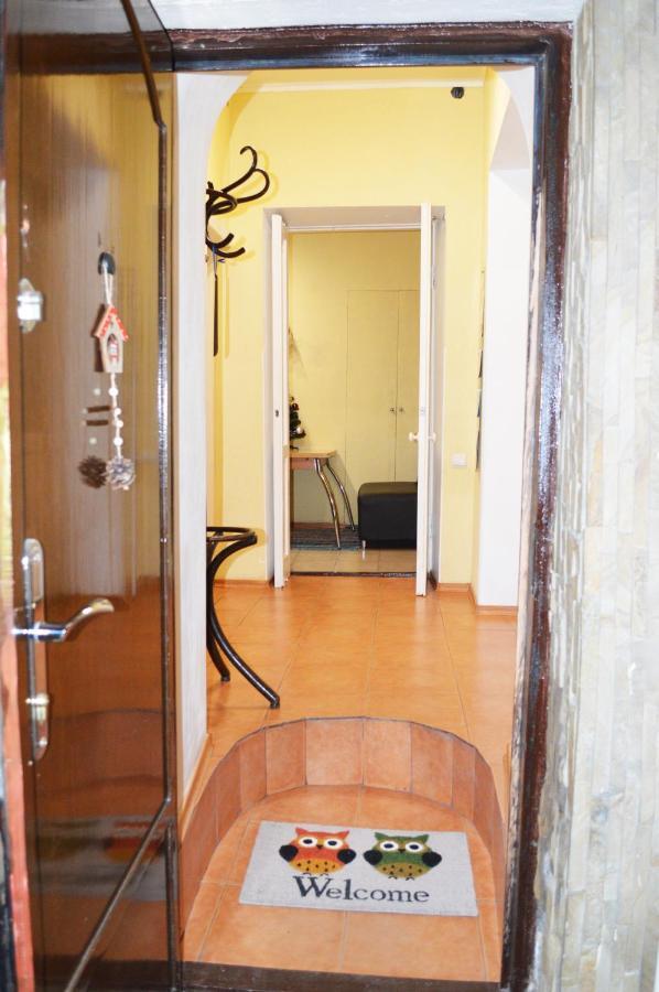 Owl Home Odessa Cozy Spacious Apartment In A Quiet Center Between Deribasovskaya And Privoz Exterior photo